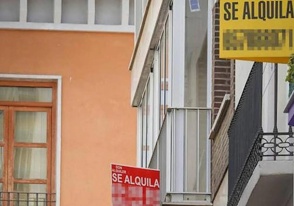 Imagen de archivo de anuncios de alquiler en Jaén