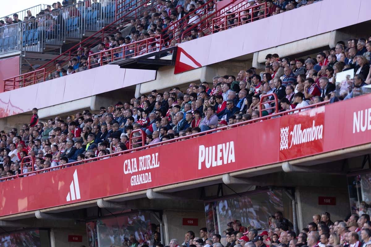 Encuéntrate en Los Cármenes en el Granada-Tenerife