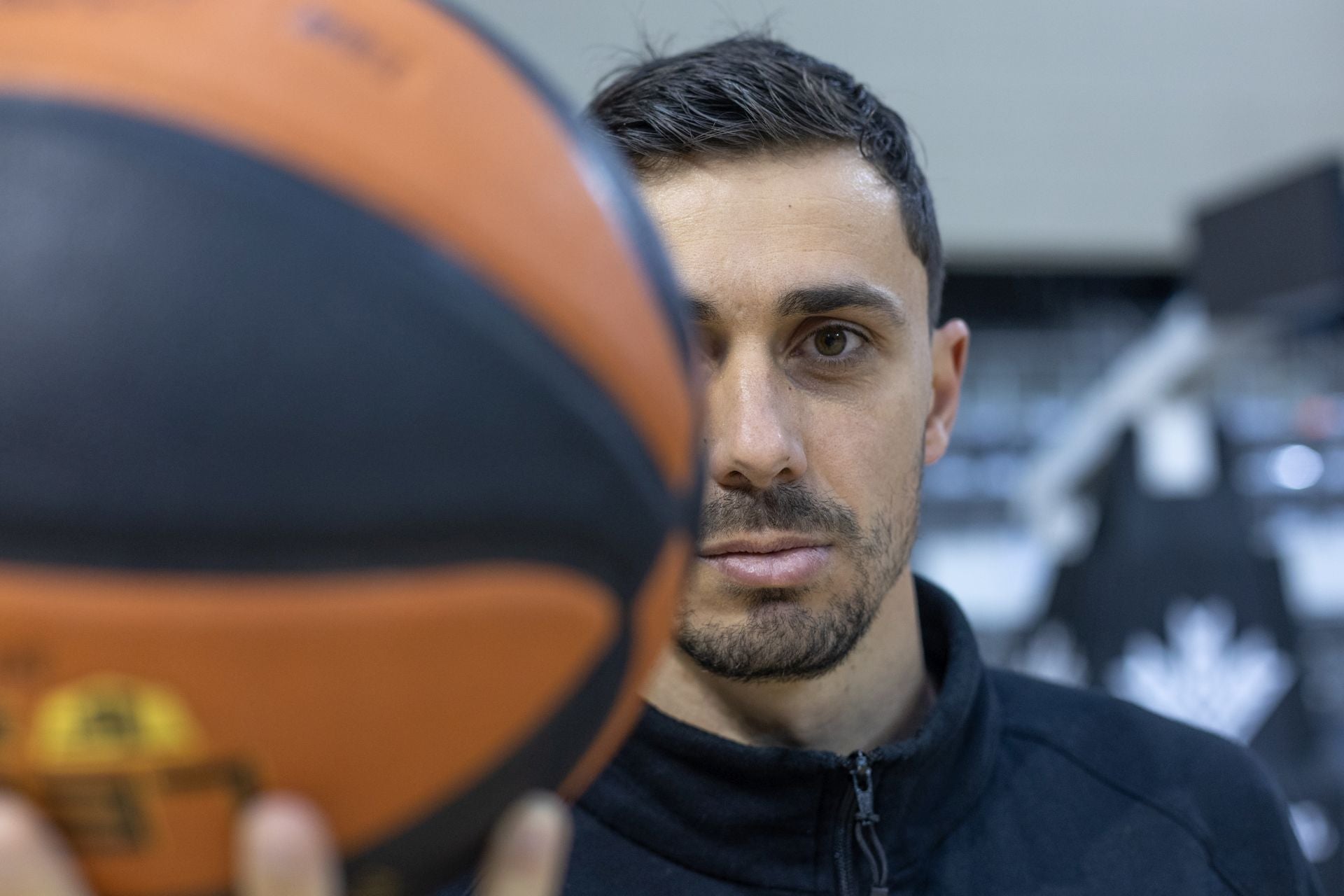 Pere Tomàs mira con optimismo al futuro del Covirán.