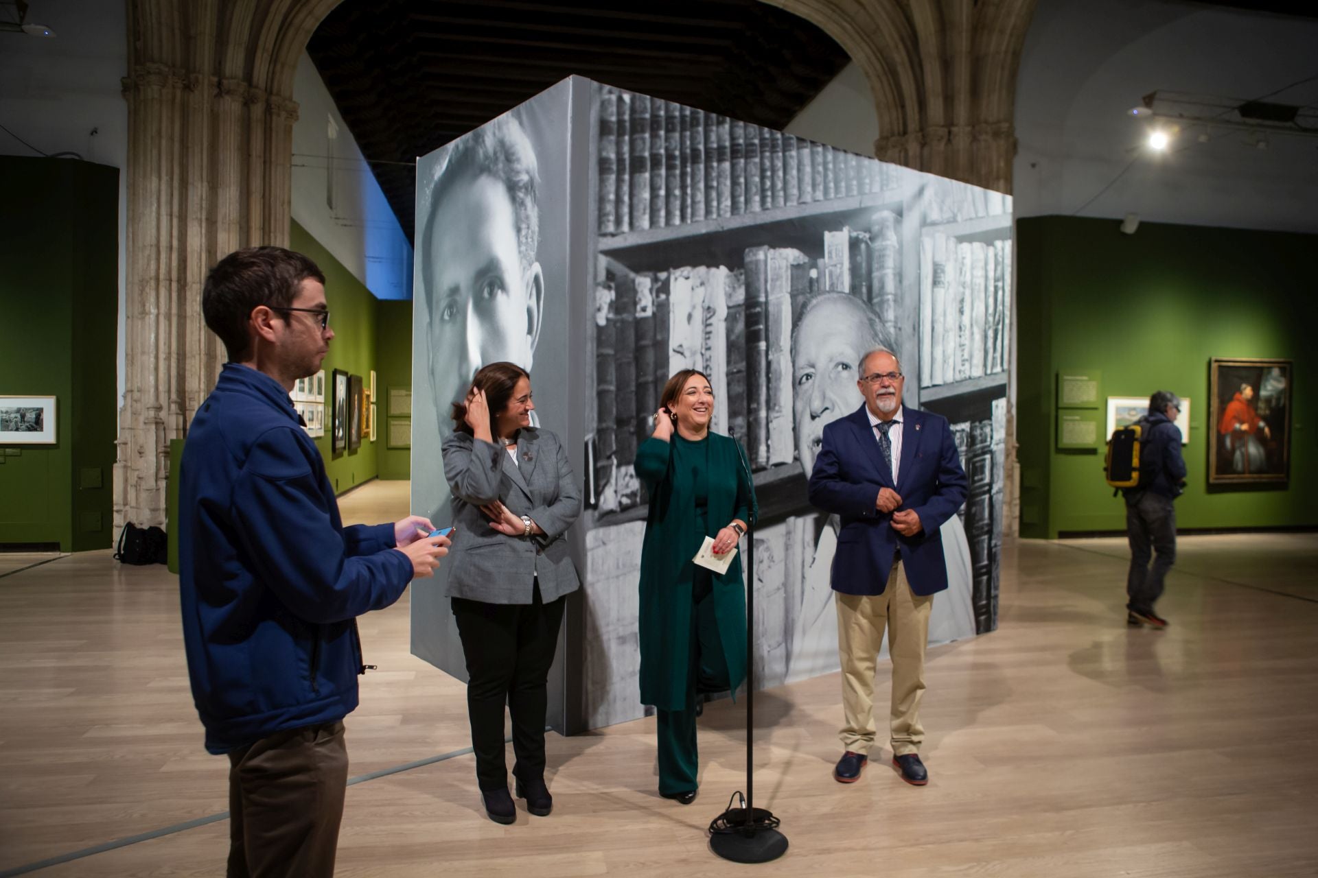 Las imágenes de la presentación de la exposición de Américo Castro