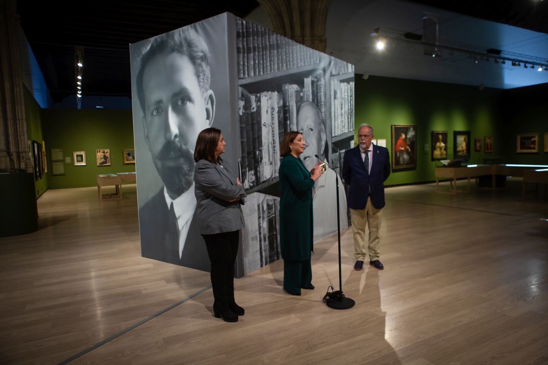 Las imágenes de la presentación de la exposición de Américo Castro