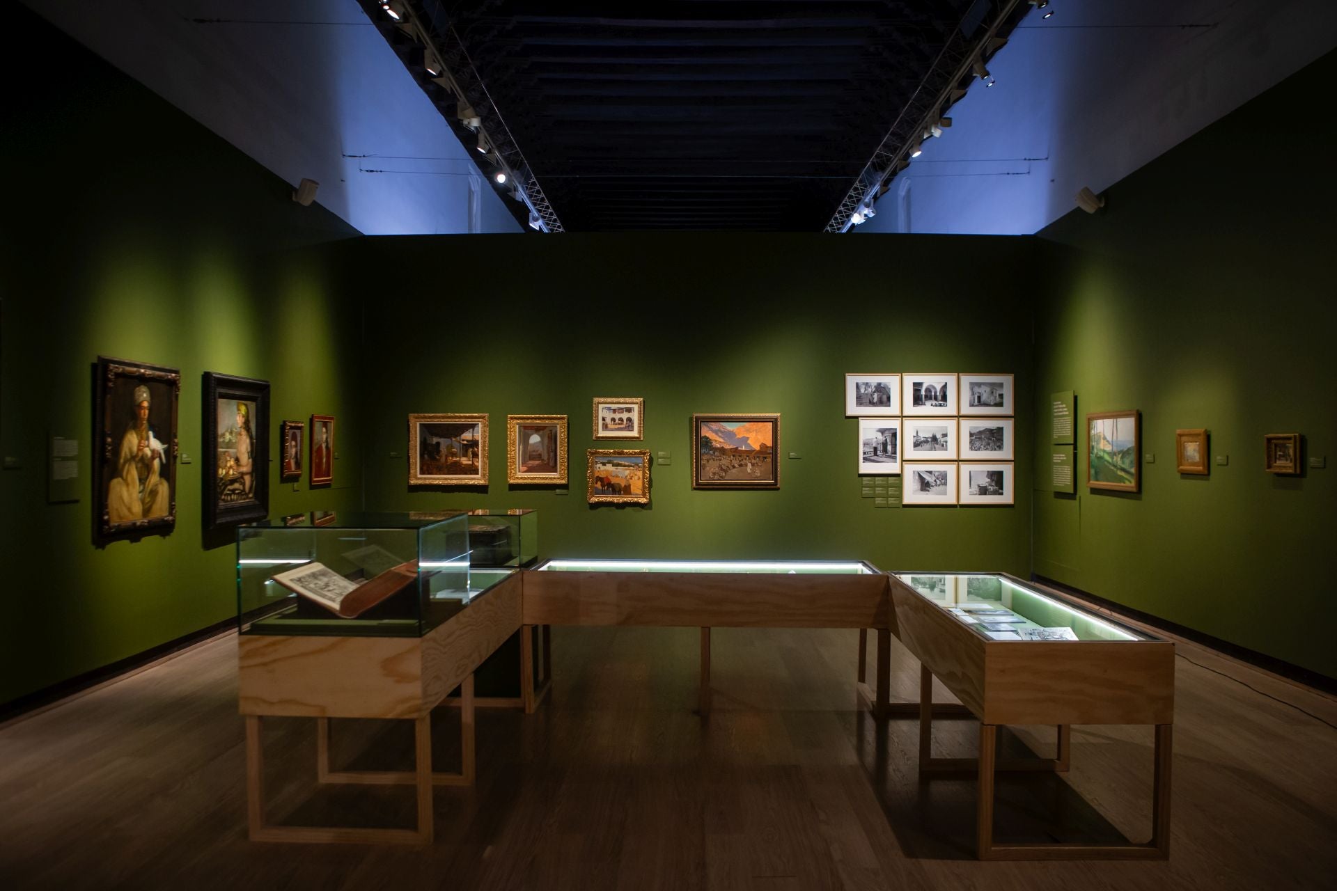 Las imágenes de la presentación de la exposición de Américo Castro