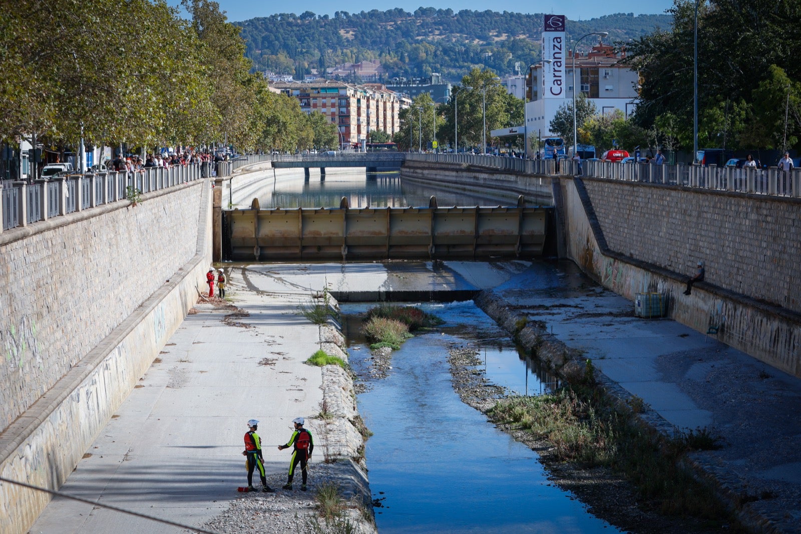 Así ha sido el simulacro de rescate en el río Genil