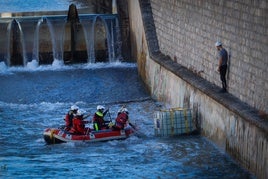 Así ha sido el simulacro de rescate en el río Genil