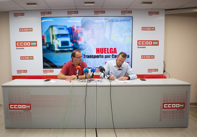 José López, de Comisiones, y Antonio Muñoz, de UGT.