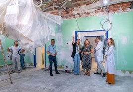 Visita de la delegada de Salud y Consumo a las obras.