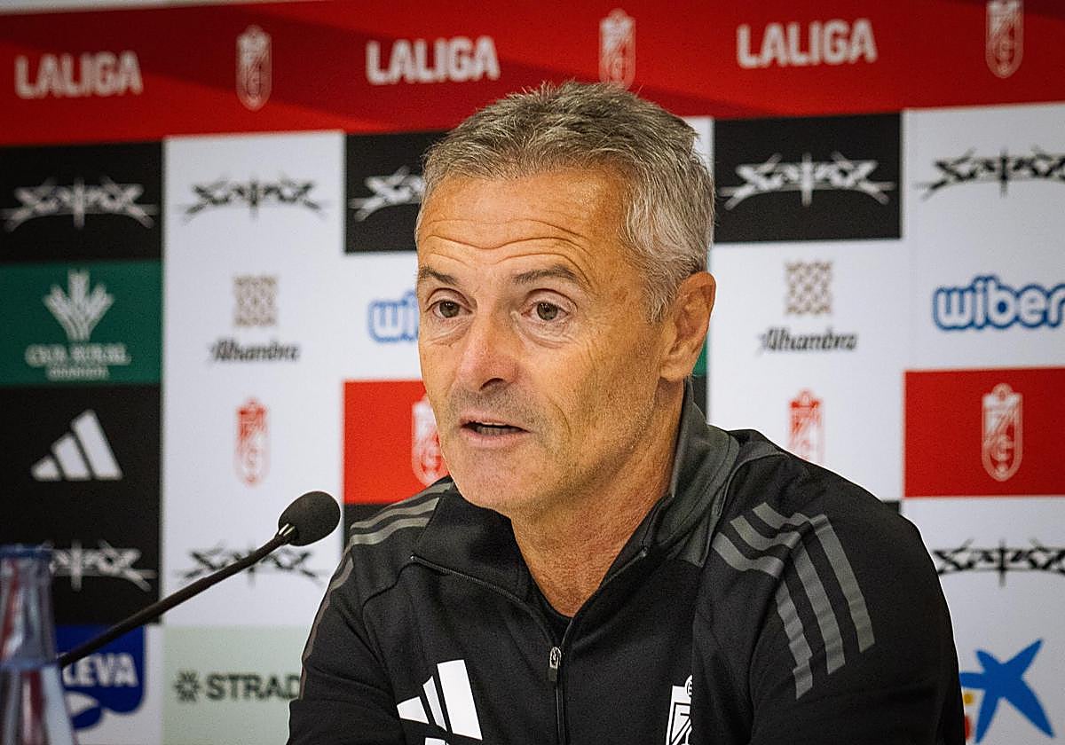 Fran Escribá comparece en sala de prensa.