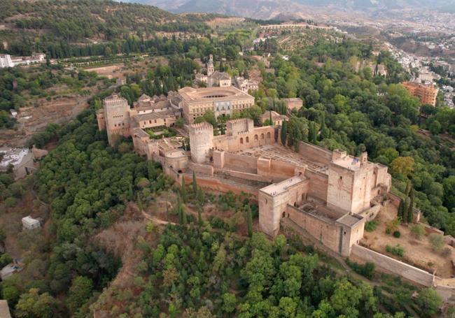 La Alhambra, en la imagen inicial del documental.