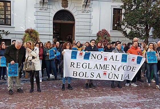 Las nuevas bolsas de trabajo del Ayuntamiento, en el punto de mira