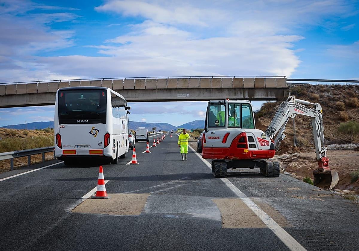 Arreglos de la carretera A-92N.