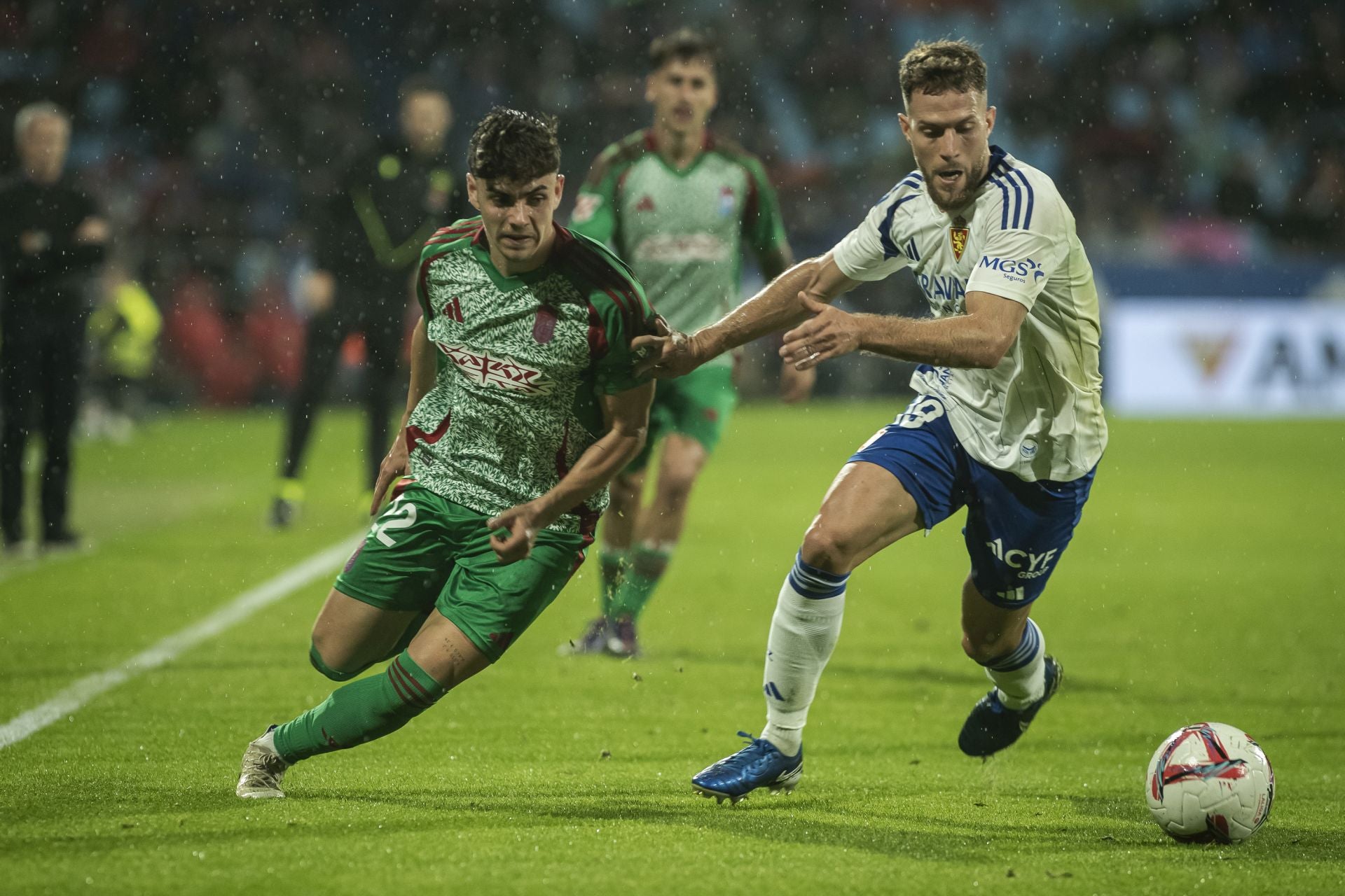 Las mejores imágenes del partido entre Granada y Zaragoza