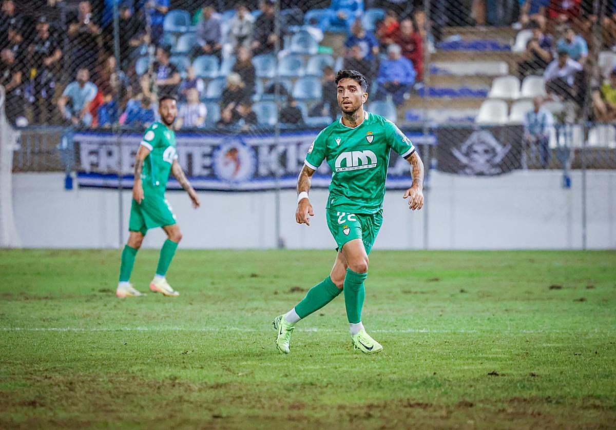 Lozano fue el protagonista, positivo y negativo, del duelo, marcó y poco después fue expulsado