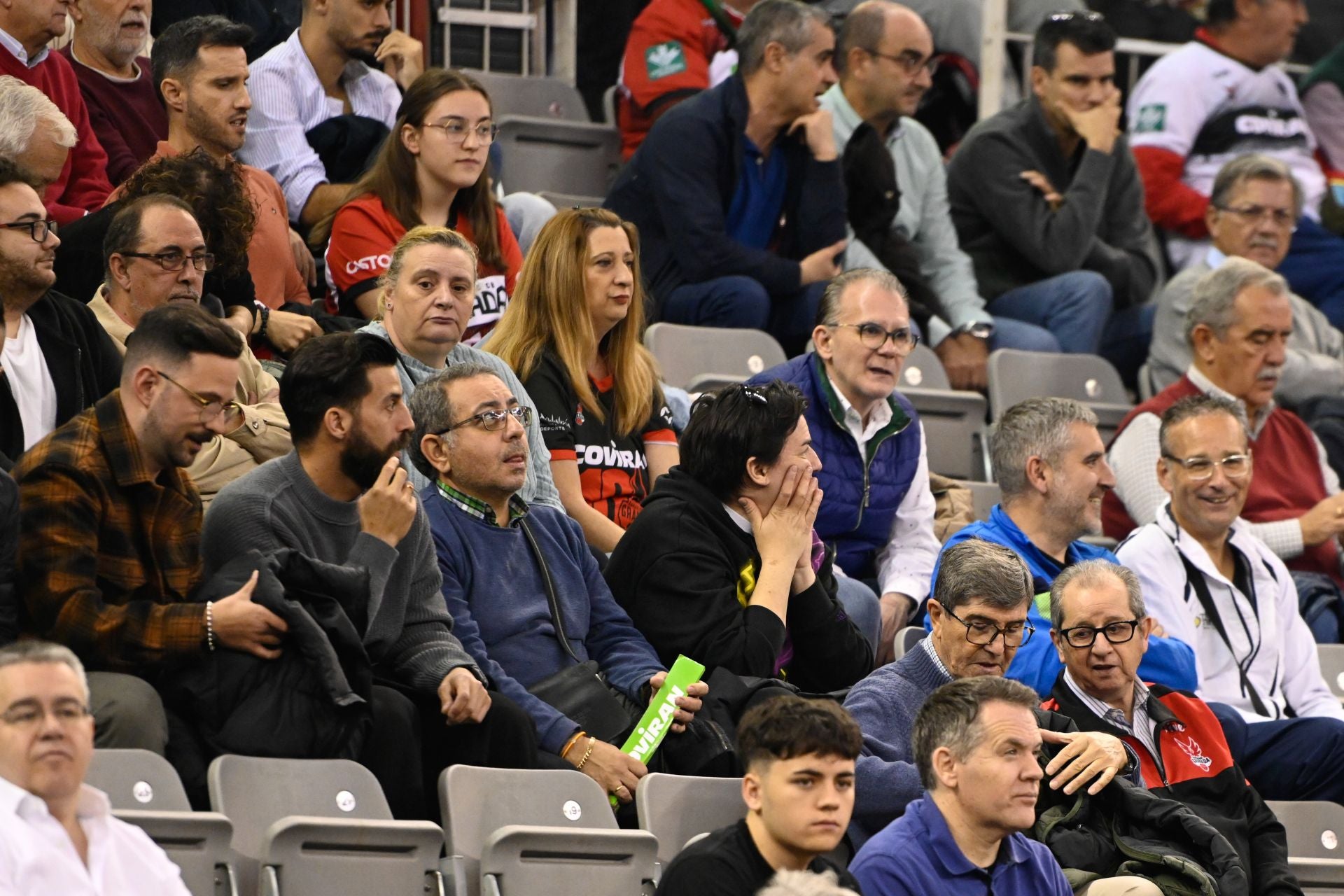 Encuéntrate en la grada durante el Covirán - Bilbao Basket