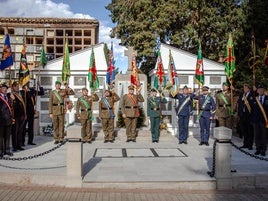 Acto del Día de los Caídos por la Patria en Granada