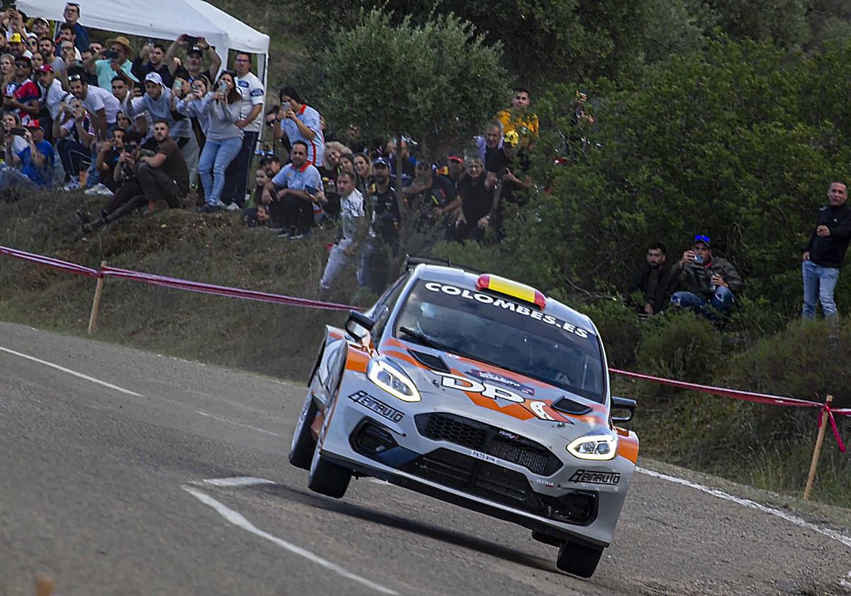 Pedro David Pérez y Alex Leseduarte en uno de los tramos del rallye.