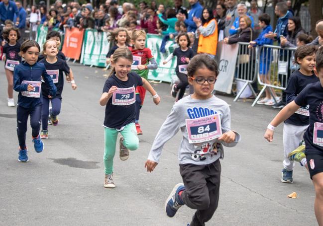 Las fotos de los niños en la X carrera urbana de la Universidad de Granada