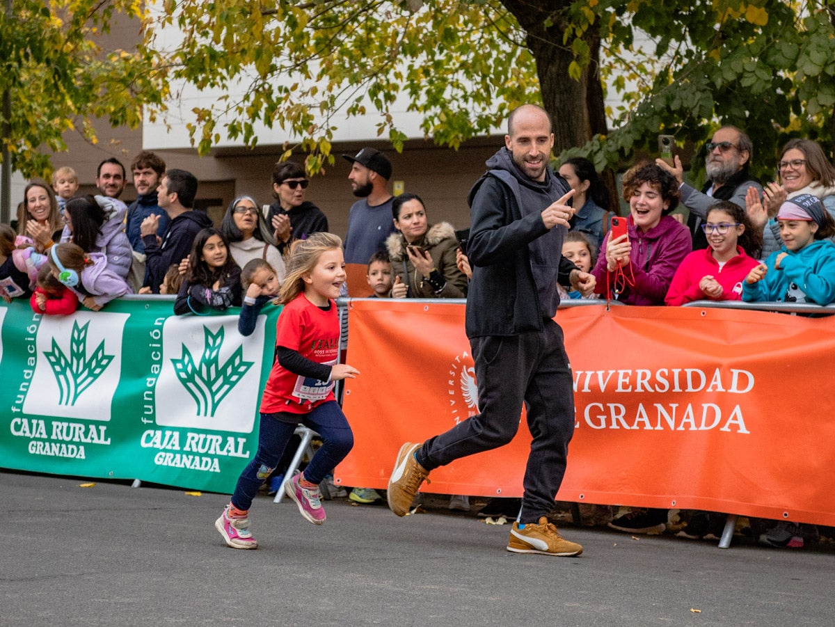 Las fotos de los niños en la X carrera urbana de la Universidad de Granada