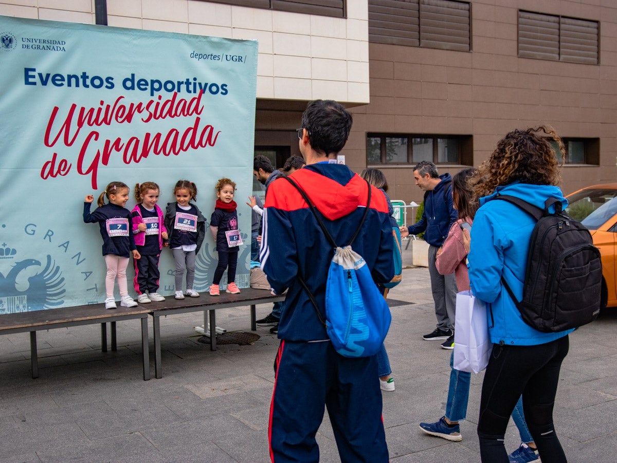 Las fotos de los niños en la X carrera urbana de la Universidad de Granada