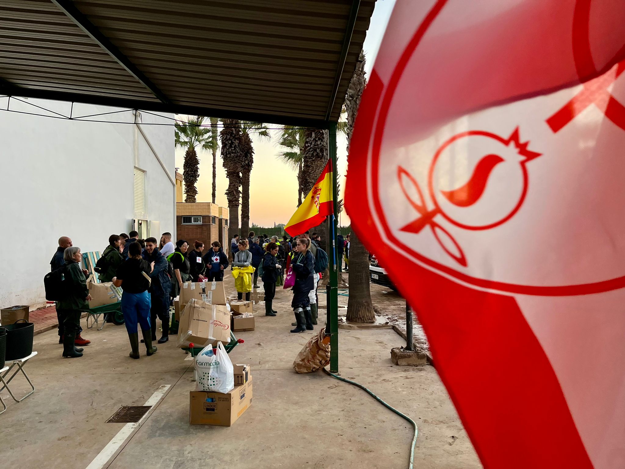 Las imágenes de los voluntarios granadinos en Valencia