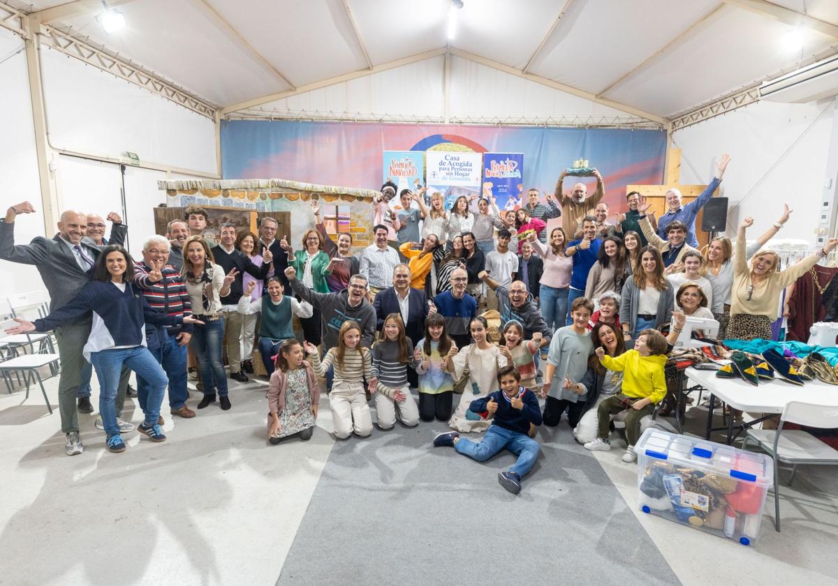 Miembros de la parroquia del Serrallo San Gregorio Bético que han montado una obra de teatro para colaborar con varias entidades.