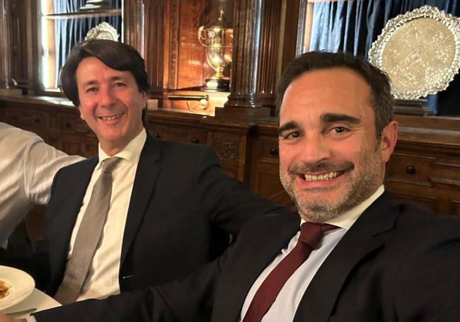 Con Ignacio Morillas, granadino que lleva 25 años de abogado en Londres.