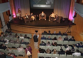 Mesa inaugural del II Congreso Andaluz de Comercio