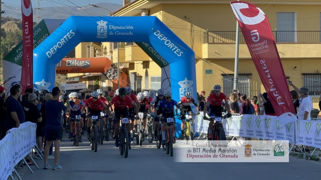 Una de las carreras del circuito de la Diputación de BTT.