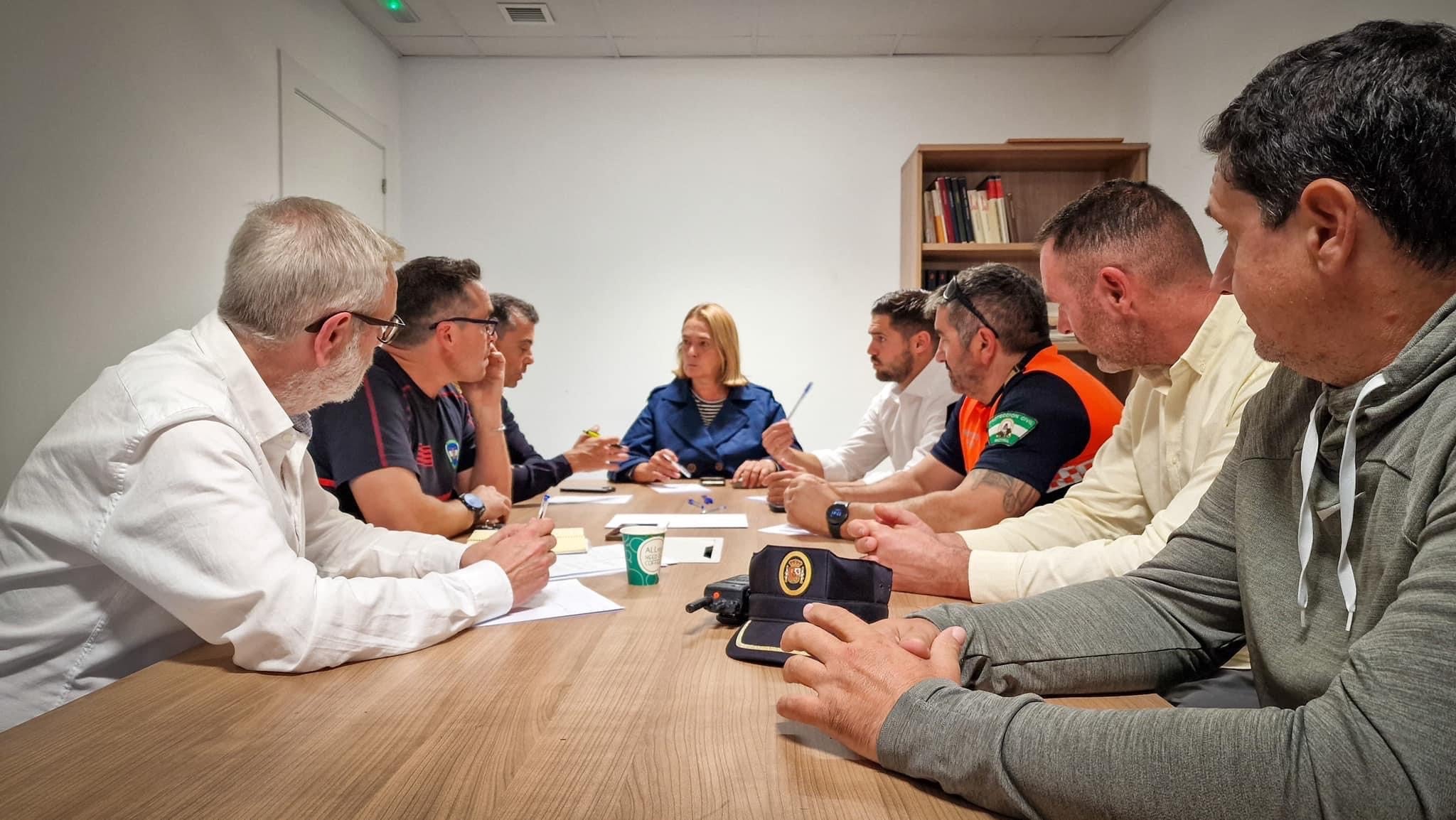 El equipo especial de emergencia ante la DANA, reunido en el Ayuntamiento de Motril.