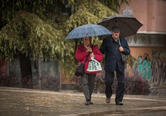 Lluvia en Granada este miércoles afectando a la hostelería.