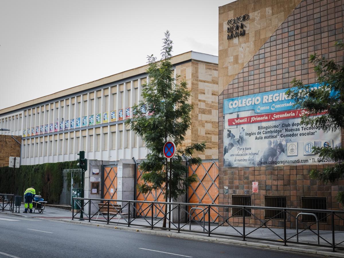 Las imágenes de Granada sin clases y sin tormentas este jueves