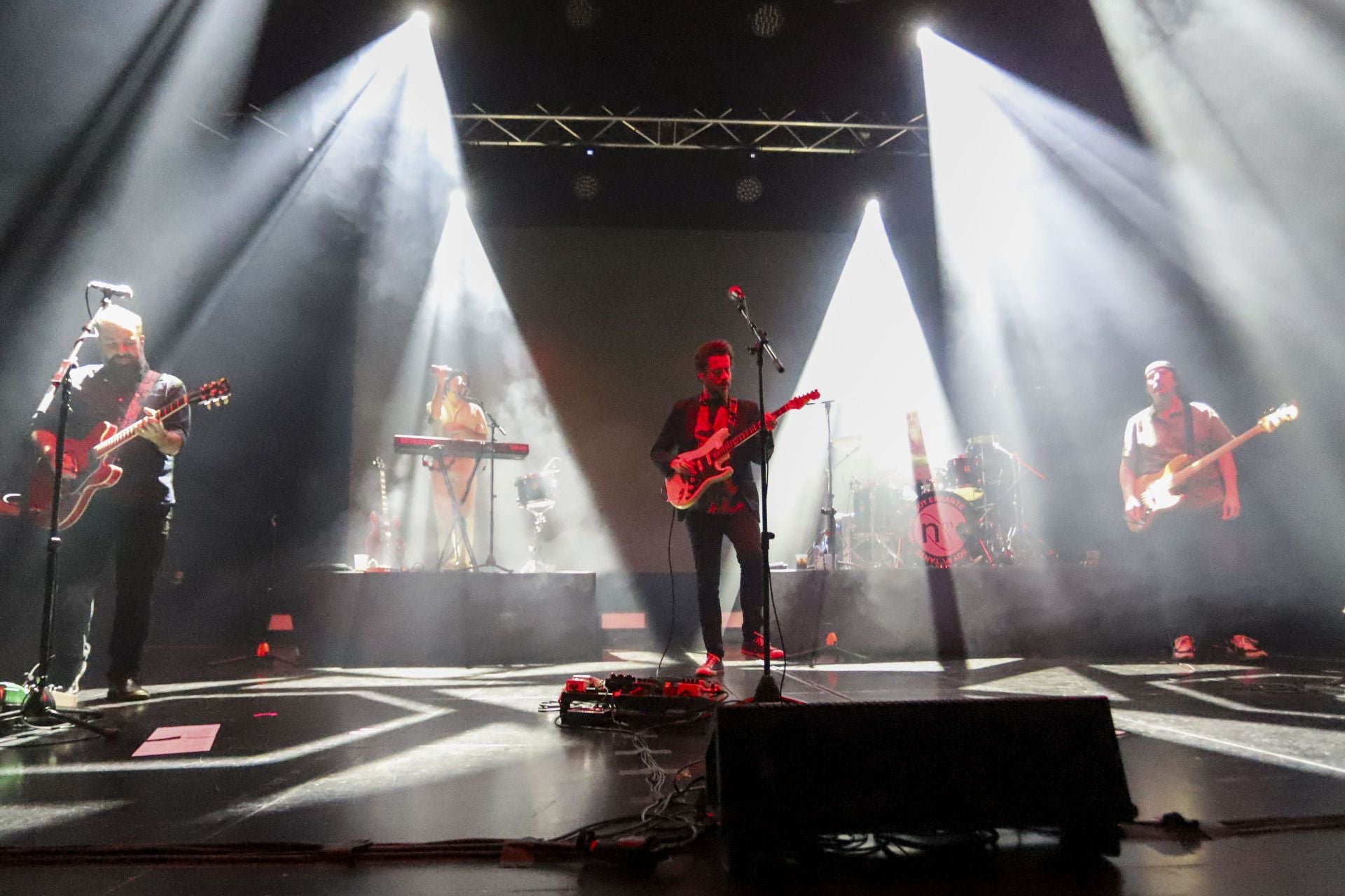 Las mejores imágenes del primer concierto de despedida de Niños Mutantes en Granada