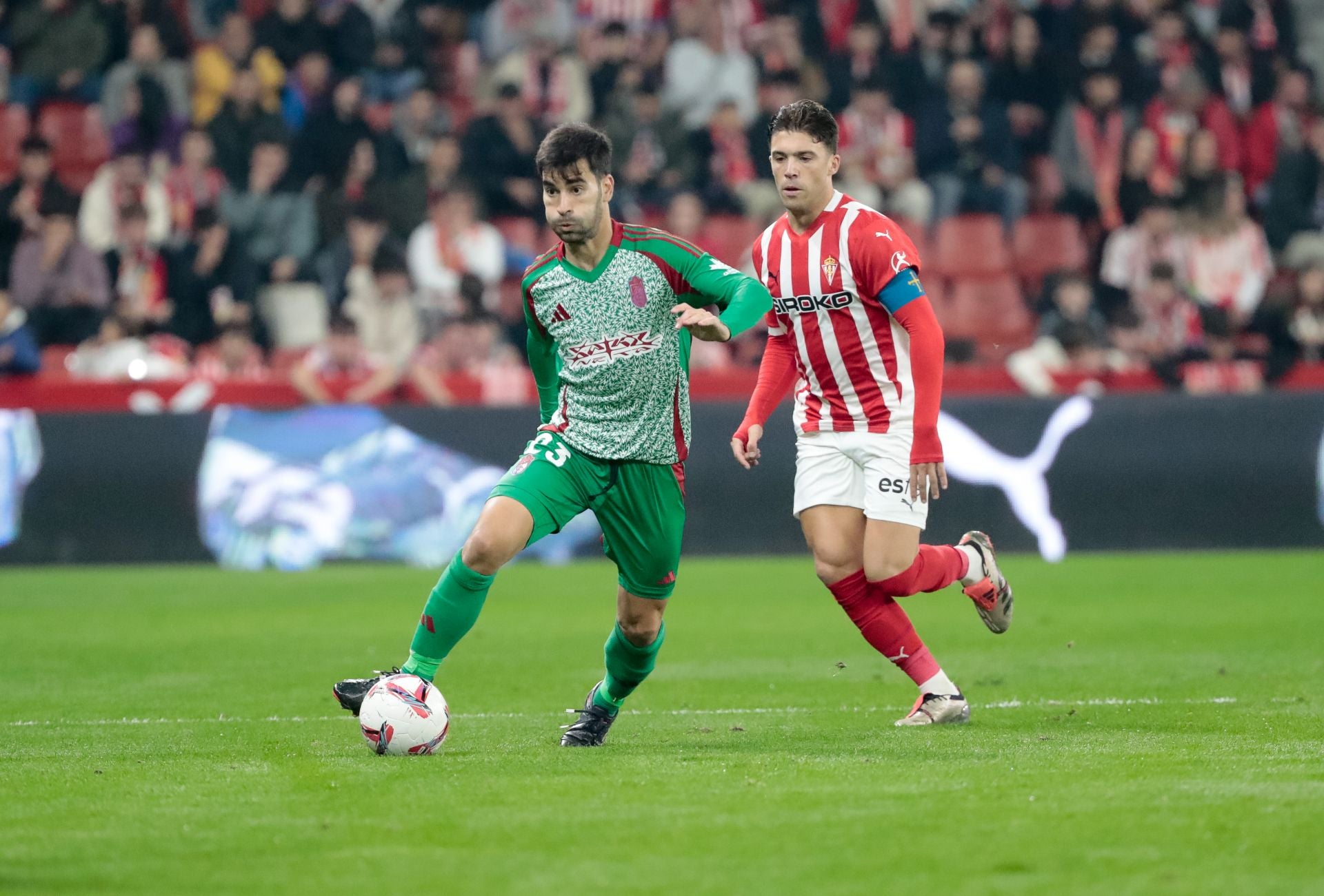 Las mejores imágenes del partido del Granada contra el Sporting