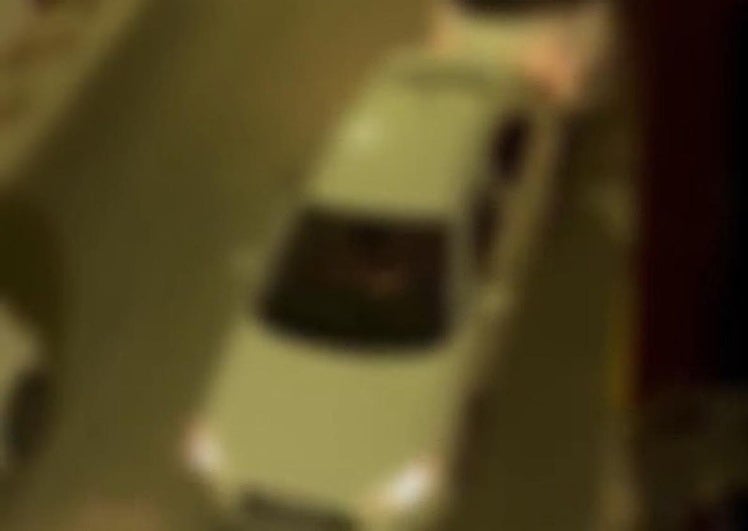 Momento en el que se lleva un vehículo enganchado.