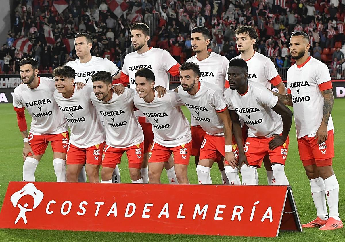 La plantilla almeriense empieza una etapa exigente con ocho partidos en 36 días.