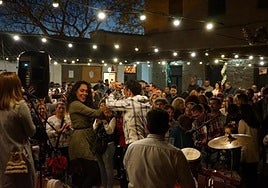 El calendario de las zambombas cofrades de Granada por Navidad