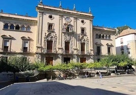 El Ayuntamiento de Jaén, en la plaza de Santa María.