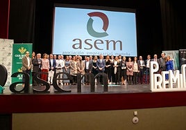 Foto de familia de los premiados de esta edición.