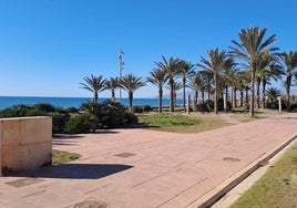 A licitación las obras de cuatro quioscos en el Paseo Marítimo de El Toyo