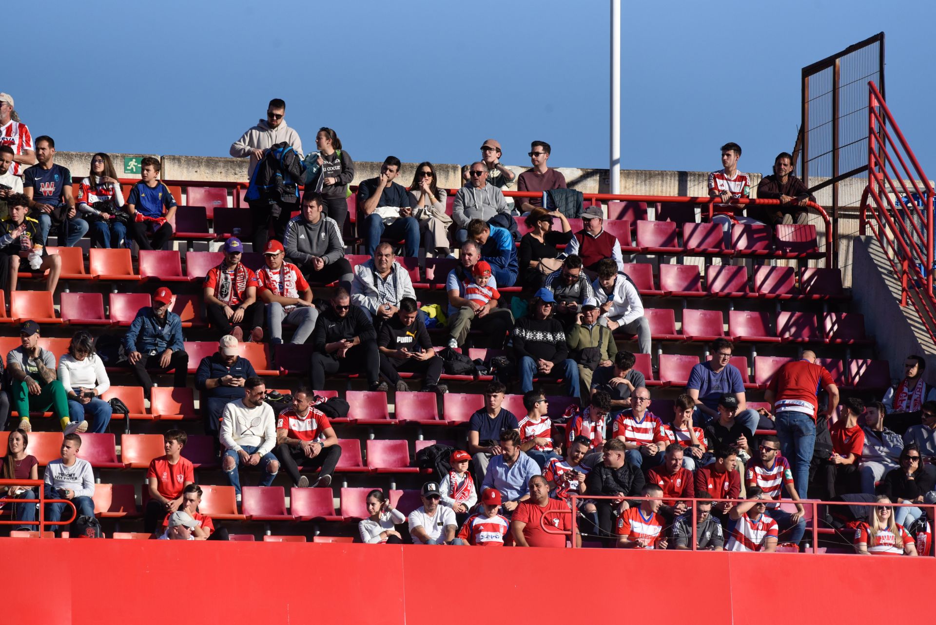 Encuéntrate en Los Cármenes en el Granada-Cádiz