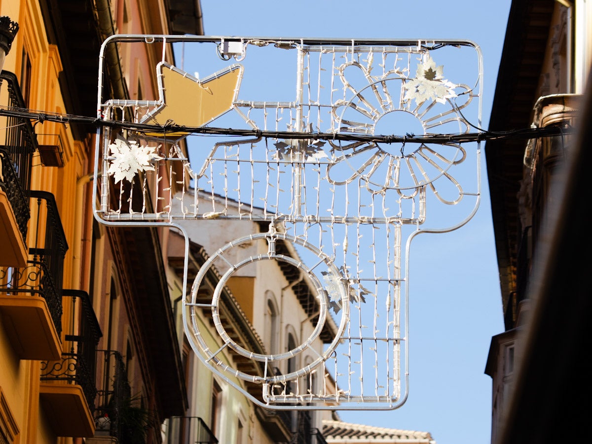 Lámparas de salón iluminarán la Navidad en la Plaza del Carmen