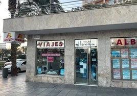 Fachada de la agencia 'Viajes Alborán'.