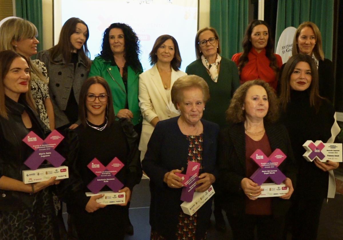 Los galardones reconocen el talento femenino.