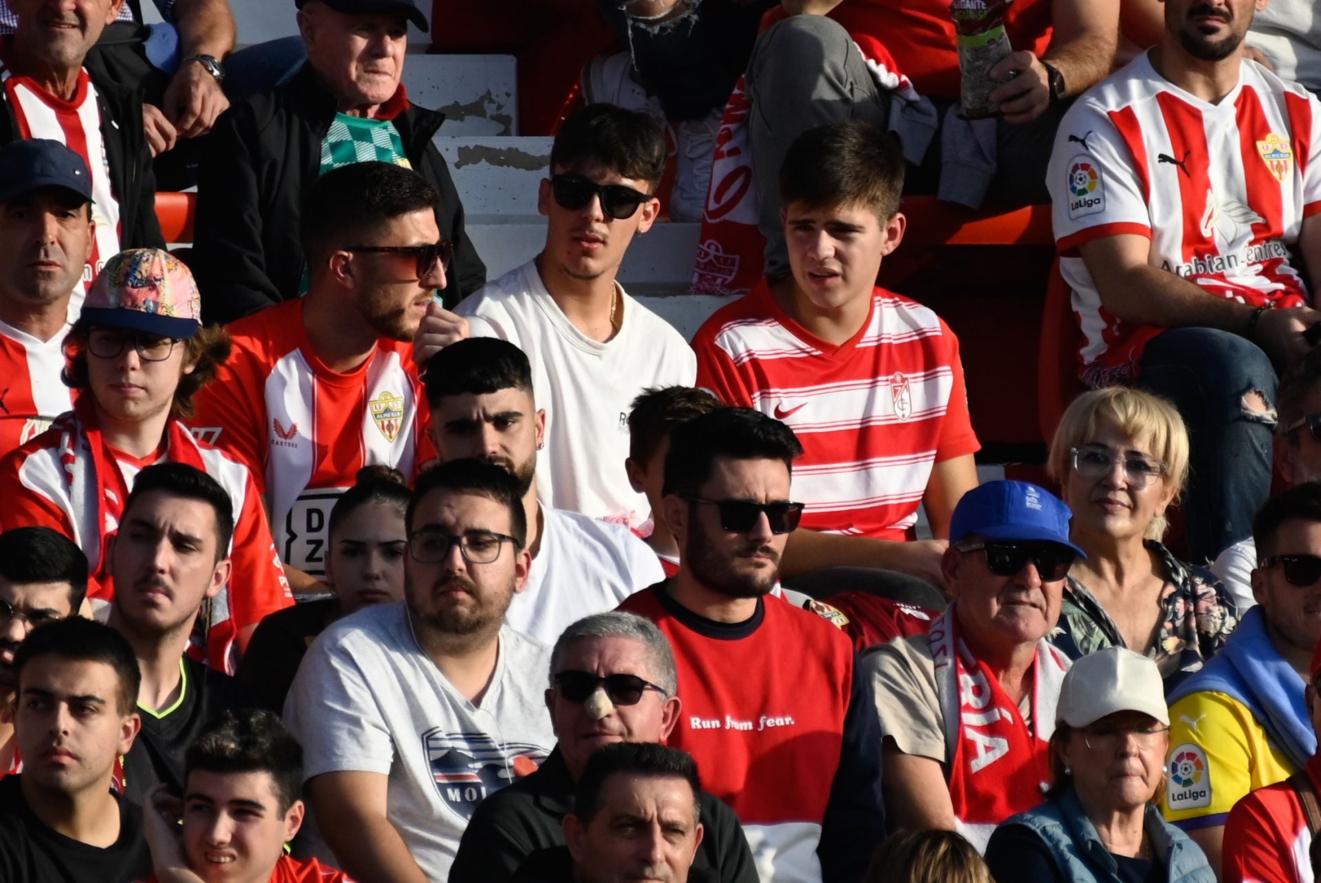 Encuéntrate en la previa y en el estadio en el Almería-Granada