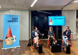 Juanma Blanco Poley, Carmen Ibáñez y Quico Chirino, en el Centro García Lorca.