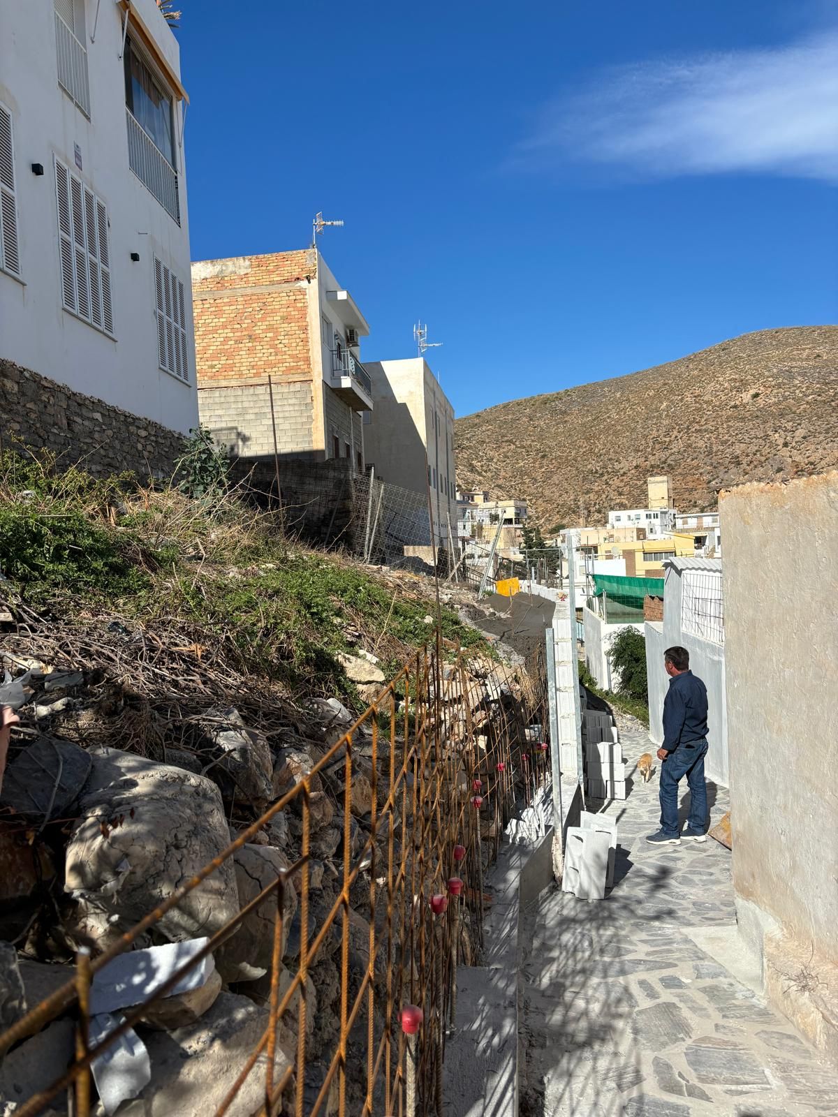 Obras en el casco histórico de Castell de Ferro.