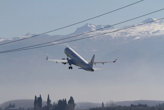 El aeropuerto de Granada implantará en 2026 un sistema que permitirá el aterrizaje con mal tiempo