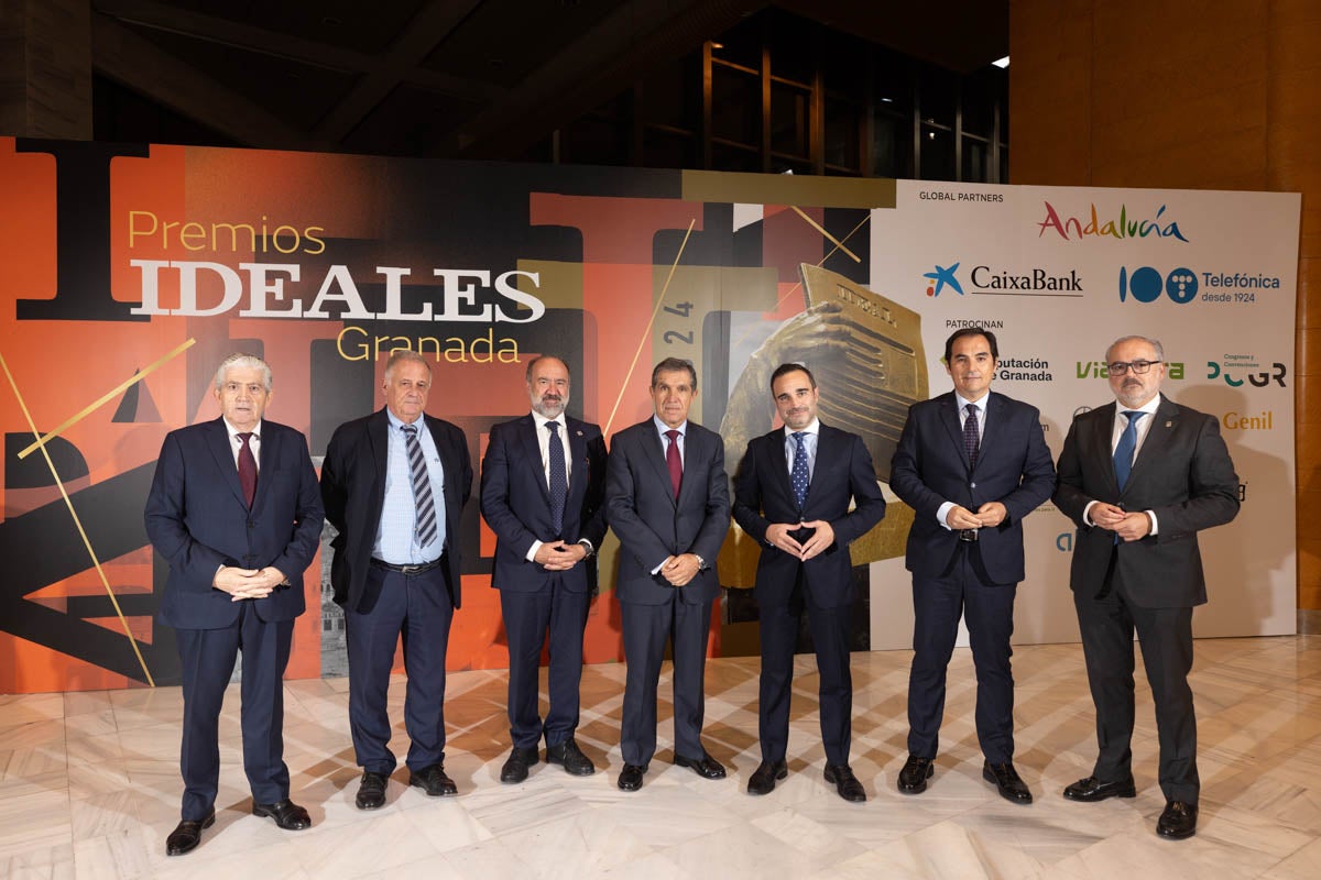 Las imágenes de los invitados a la gala de los Premios IDEALES 2024