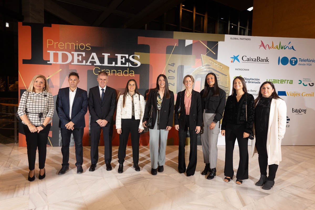 Las imágenes de los invitados a la gala de los Premios IDEALES 2024