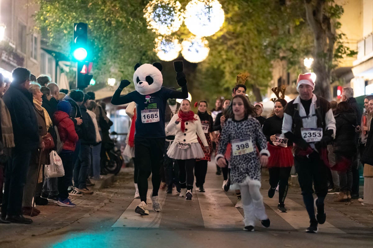 Encuéntrate en la carrera nocturna de disfraces de Granada