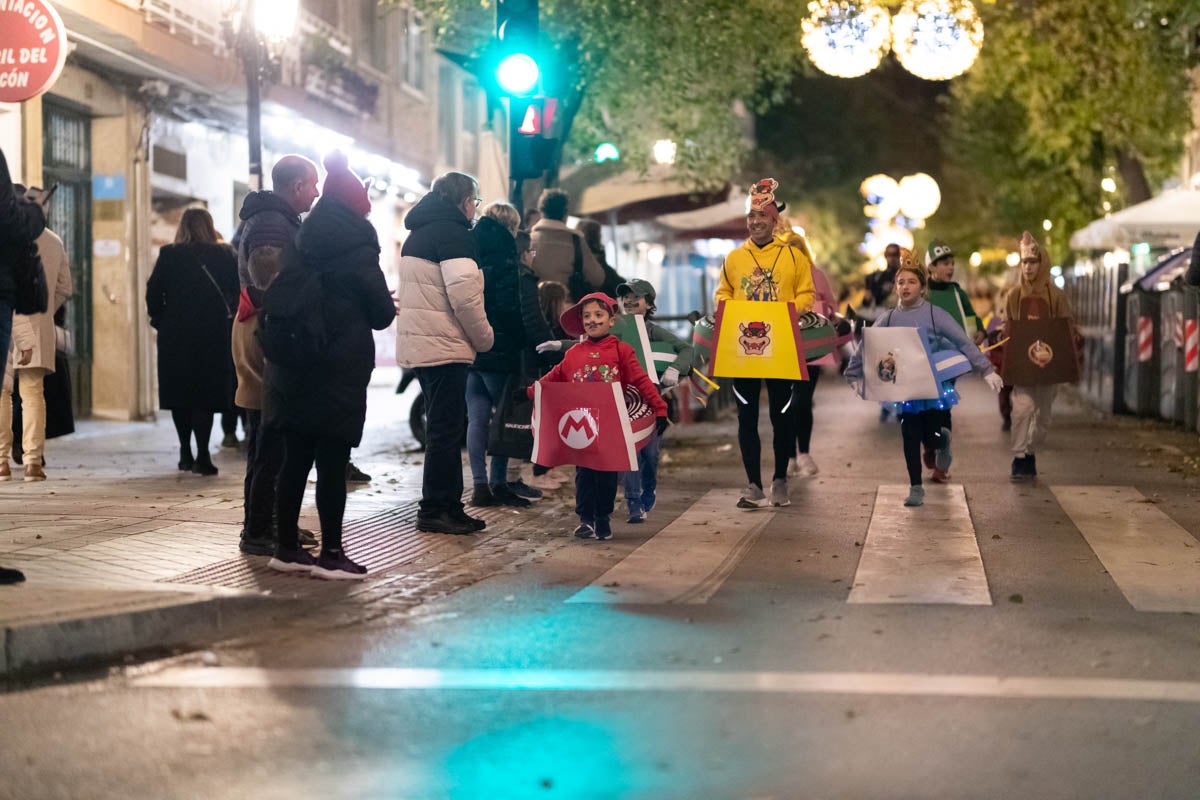 Encuéntrate en la carrera nocturna de disfraces de Granada